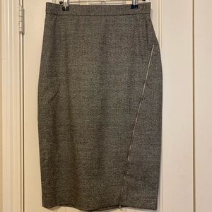 Pencil skirt with fun zipper!